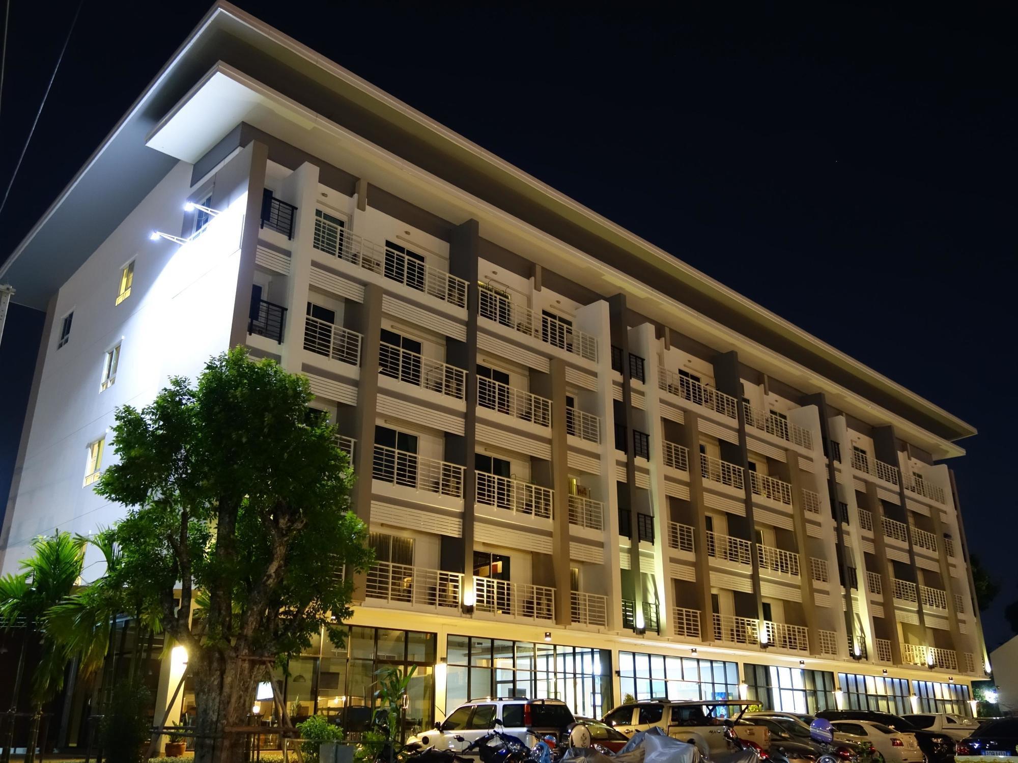U Place Korat Nakhonratchasima Buitenkant foto